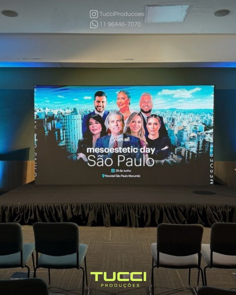 Painel de LED para eventos em São Paulo: painel de LED no palco de um evento corporativo